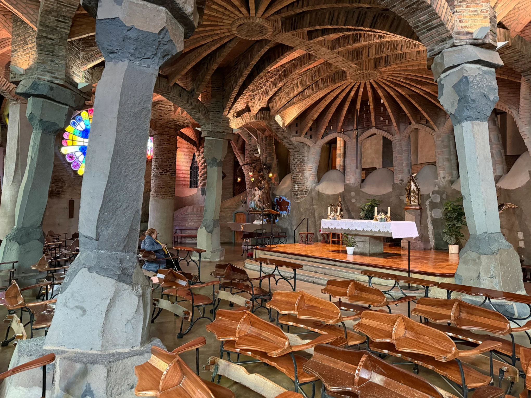 コロニアグエル